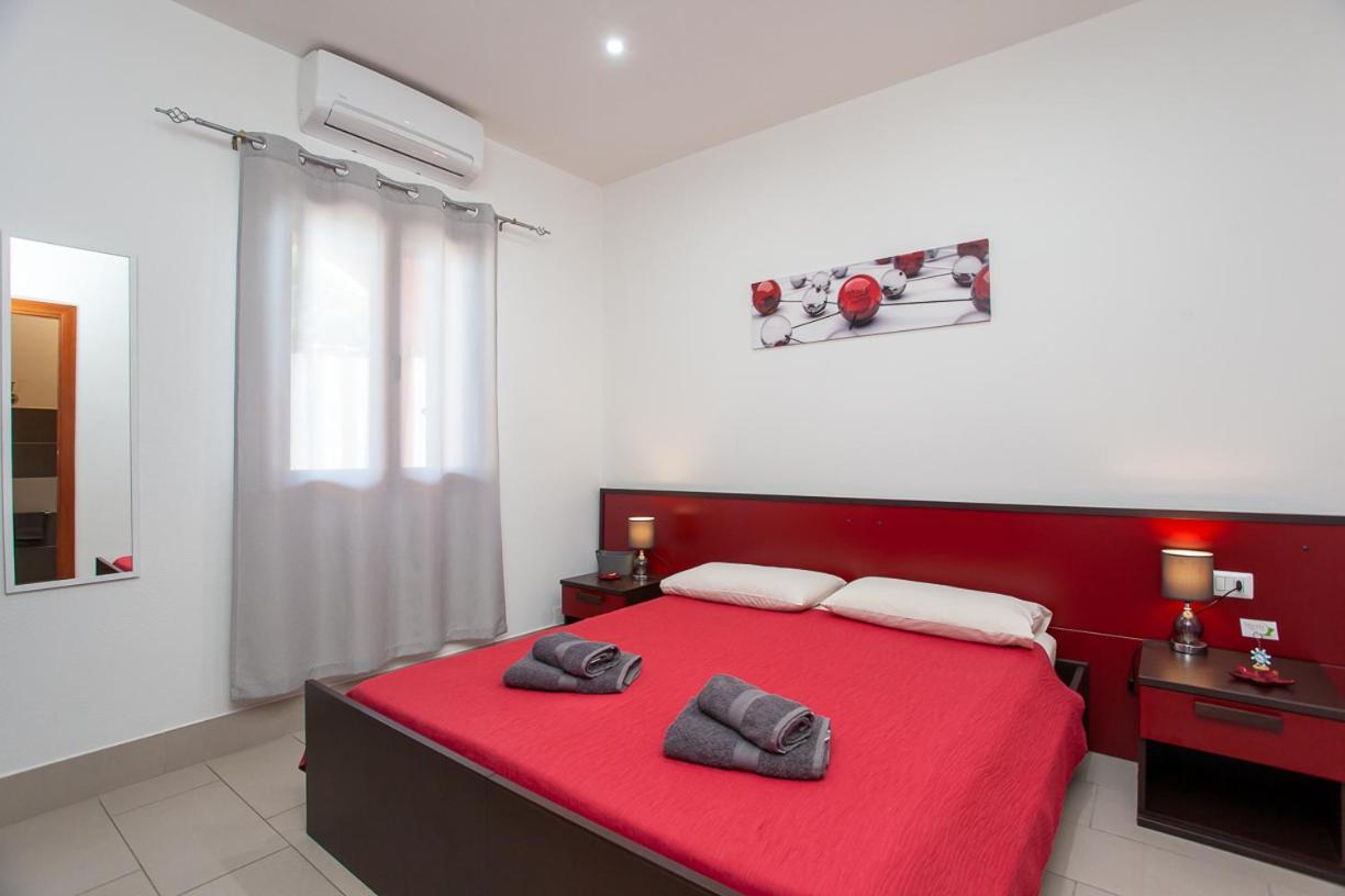 Bed and Breakfast Mivida "Le Stanze Di Ada" San Teodoro  Exteriér fotografie