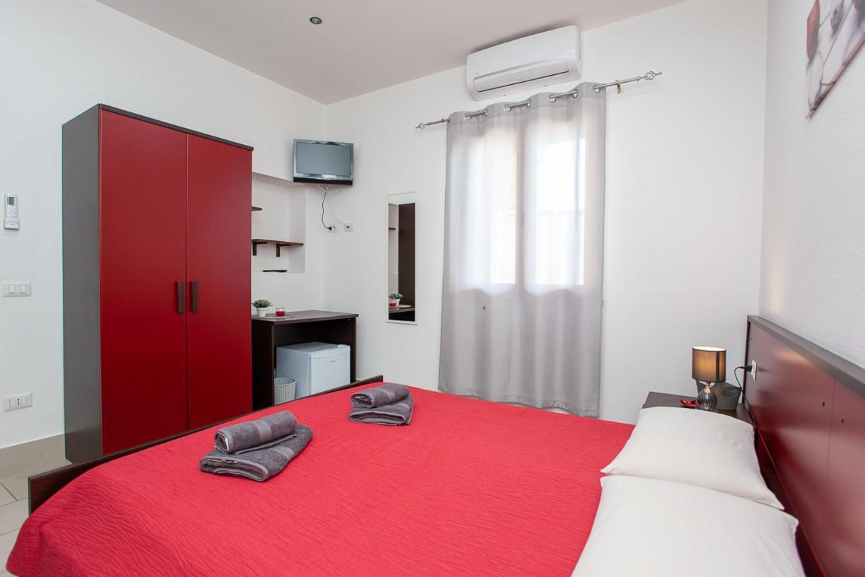 Bed and Breakfast Mivida "Le Stanze Di Ada" San Teodoro  Exteriér fotografie